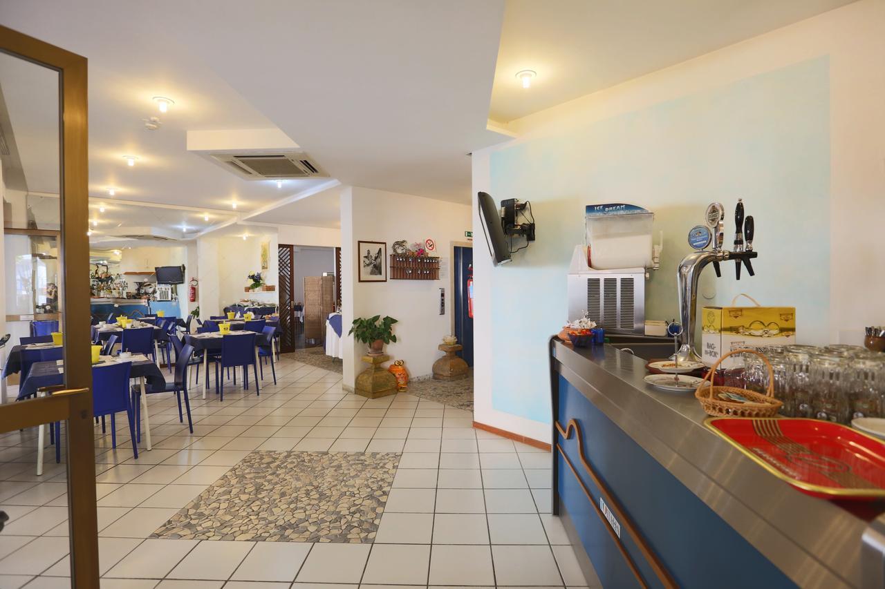 Domus Mea Hotel *